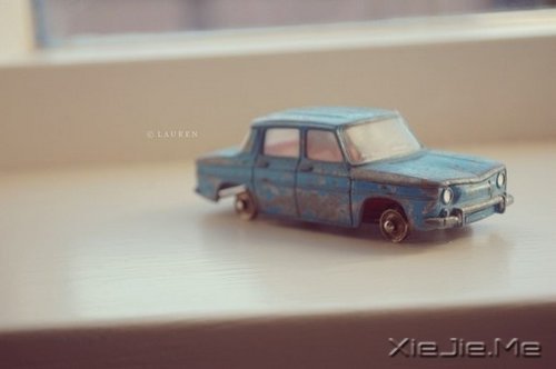 早安心语:不要让所有人都看到你的脆弱 (2)