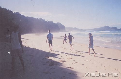 卢思浩:还好我们有朋友